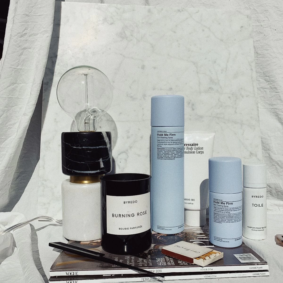 J Beverly Hills BLUE Hold Me Firm 331ml - Afbeelding 3